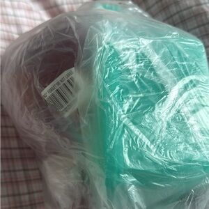 Tupperware Forget me not hanging cheese and tomato